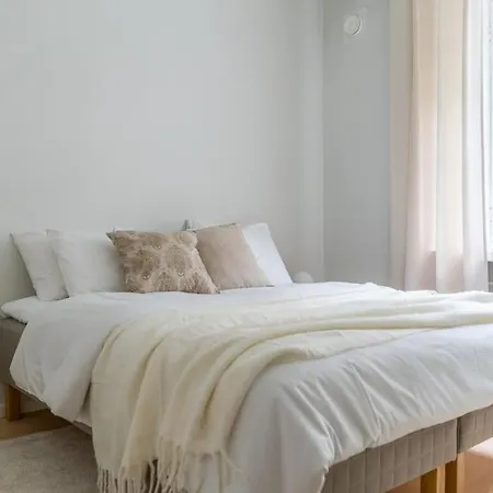 Beautiful 1br With Amazing Location In Punavuori! Daire